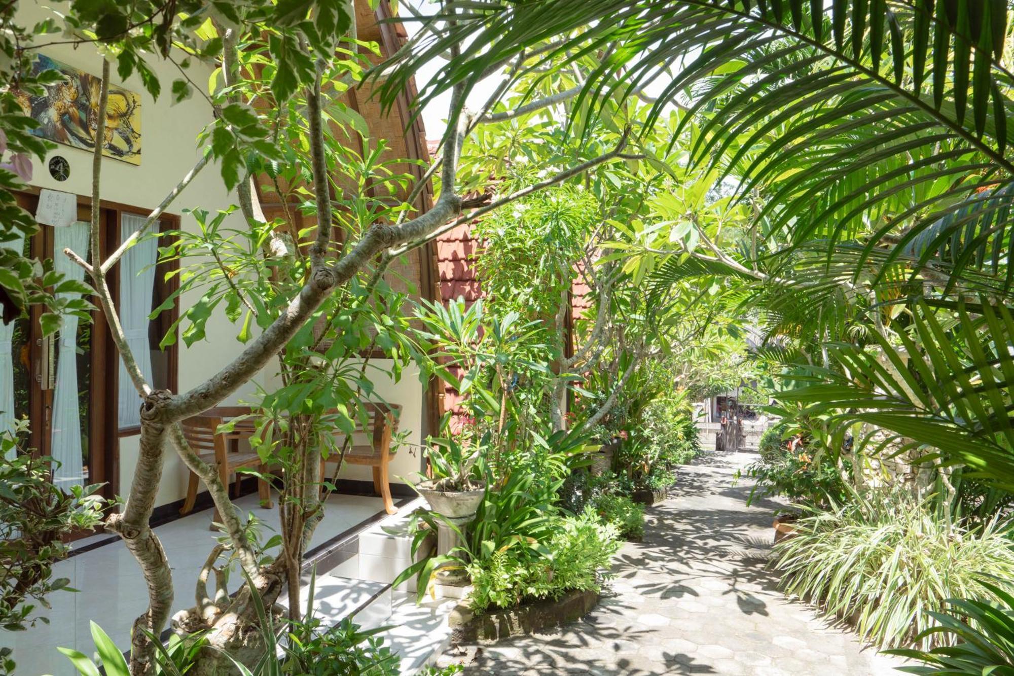 Ratu Cottage By Ourstory Travels Batununggul Εξωτερικό φωτογραφία